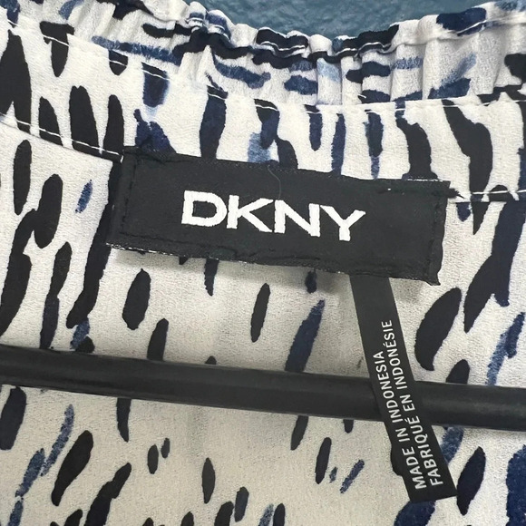 DKNY Navy & Black Printed Short Sleeve Blouse - Small - Picture 4 of 6